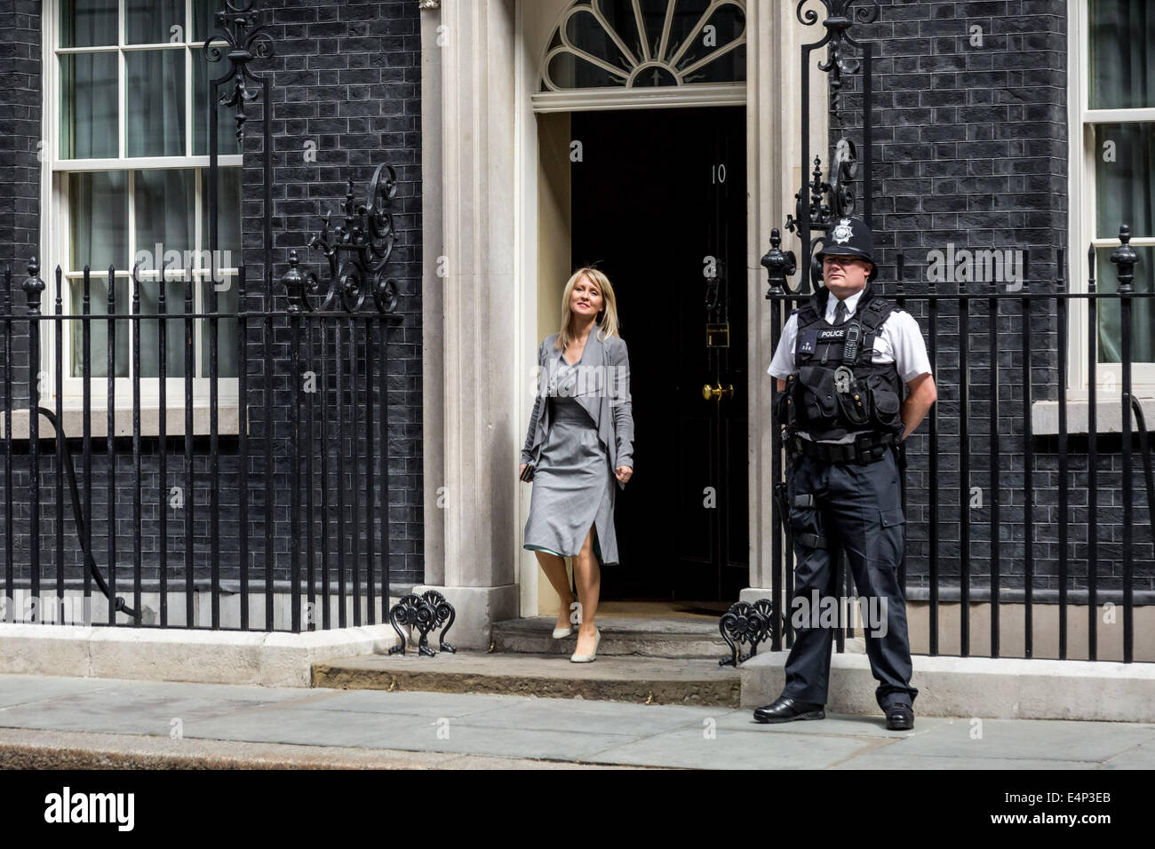 Londra, Regno Unito. Il 15 luglio 2014. Il Primo Ministro David Cameron annuncia il rimpasto di governo Credito: Guy Corbishley/Alamy Live News Foto Stock