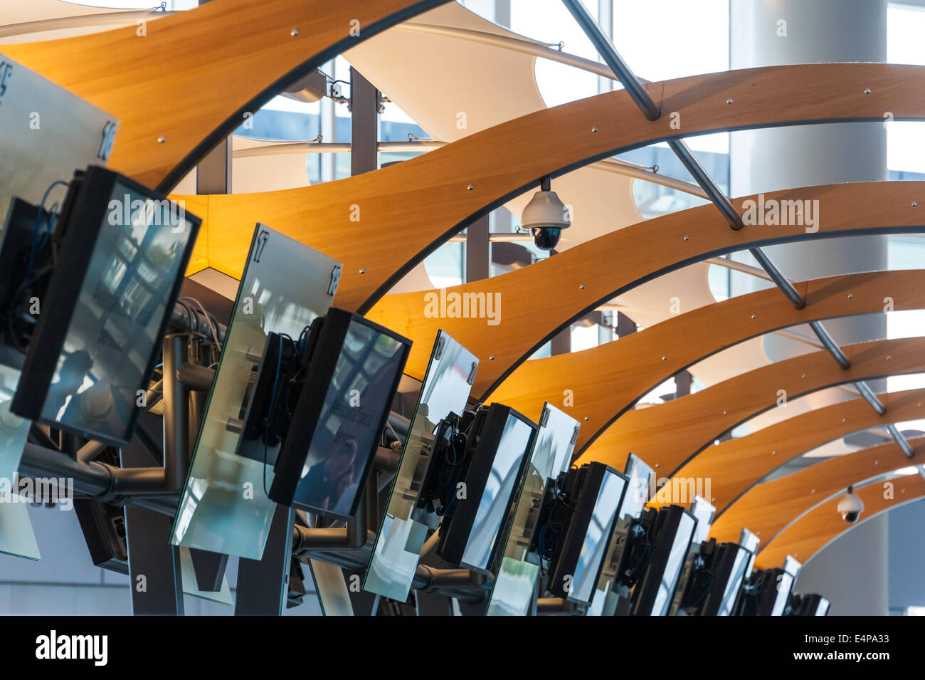 Vista interna della zona di ticketing ad Atlanta International Airport di Maynard H. Jackson Jr International Terminal. Foto Stock