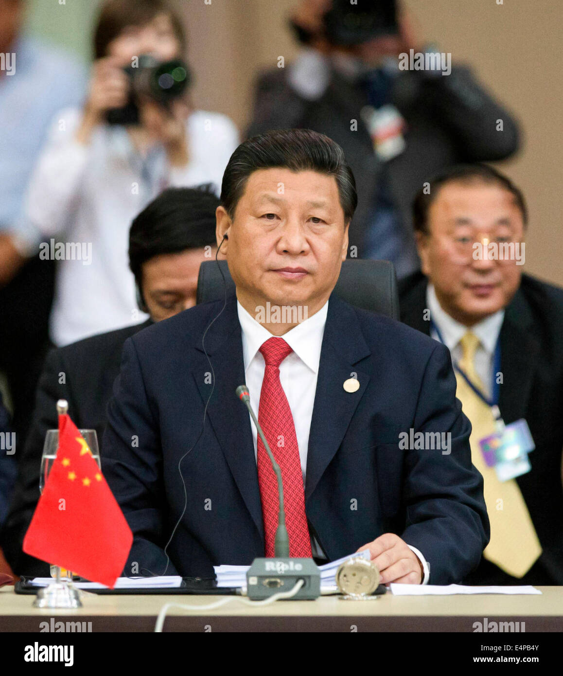 Fortaleza Brasile. Il 15 luglio 2014. Il presidente cinese Xi Jinping (anteriore) assiste il sesto vertice BRICS a Fortaleza Brasile, 15 luglio, 2014. © Li Xueren/Xinhua/Alamy Live News Foto Stock