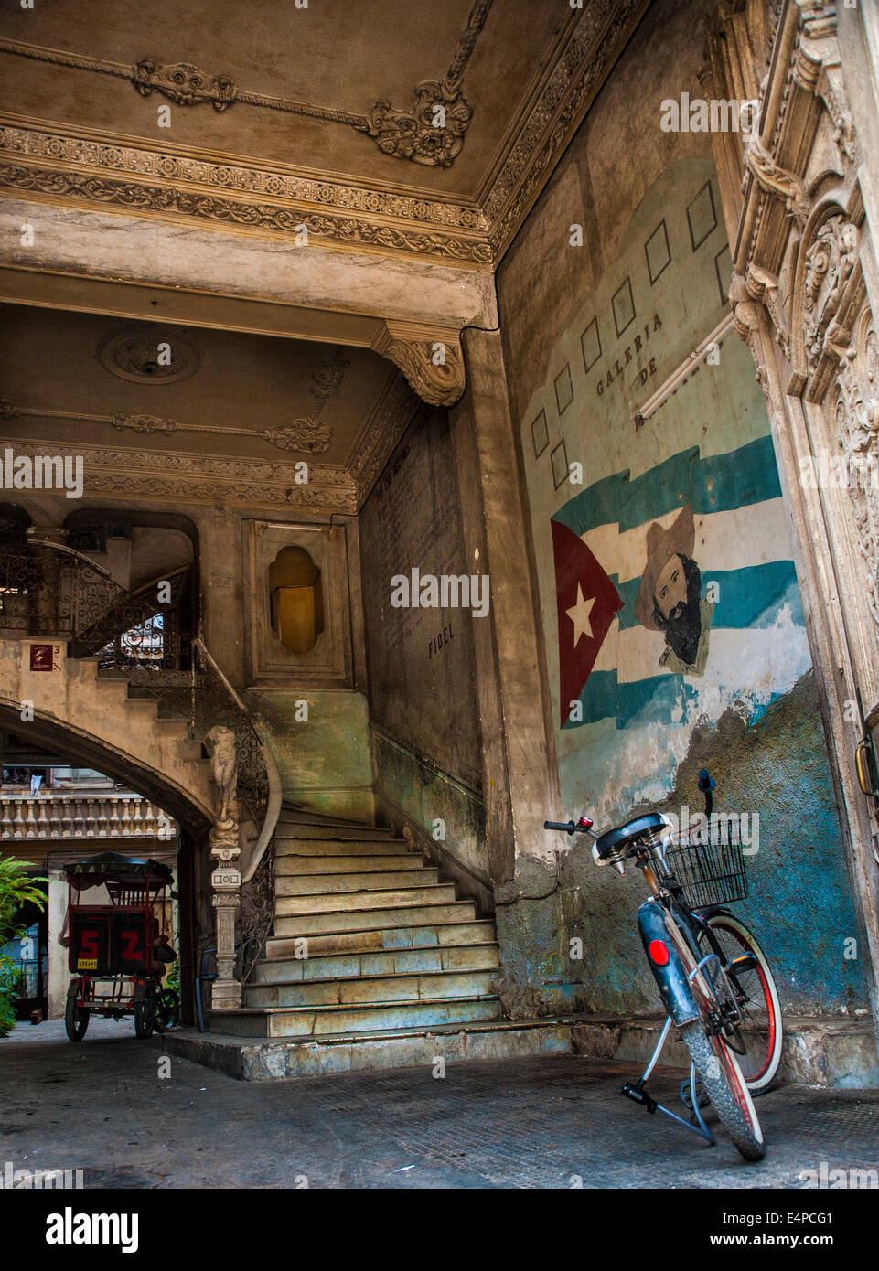Ingresso al famoso La Guarida Ristorante a l'Avana, Cuba Foto Stock