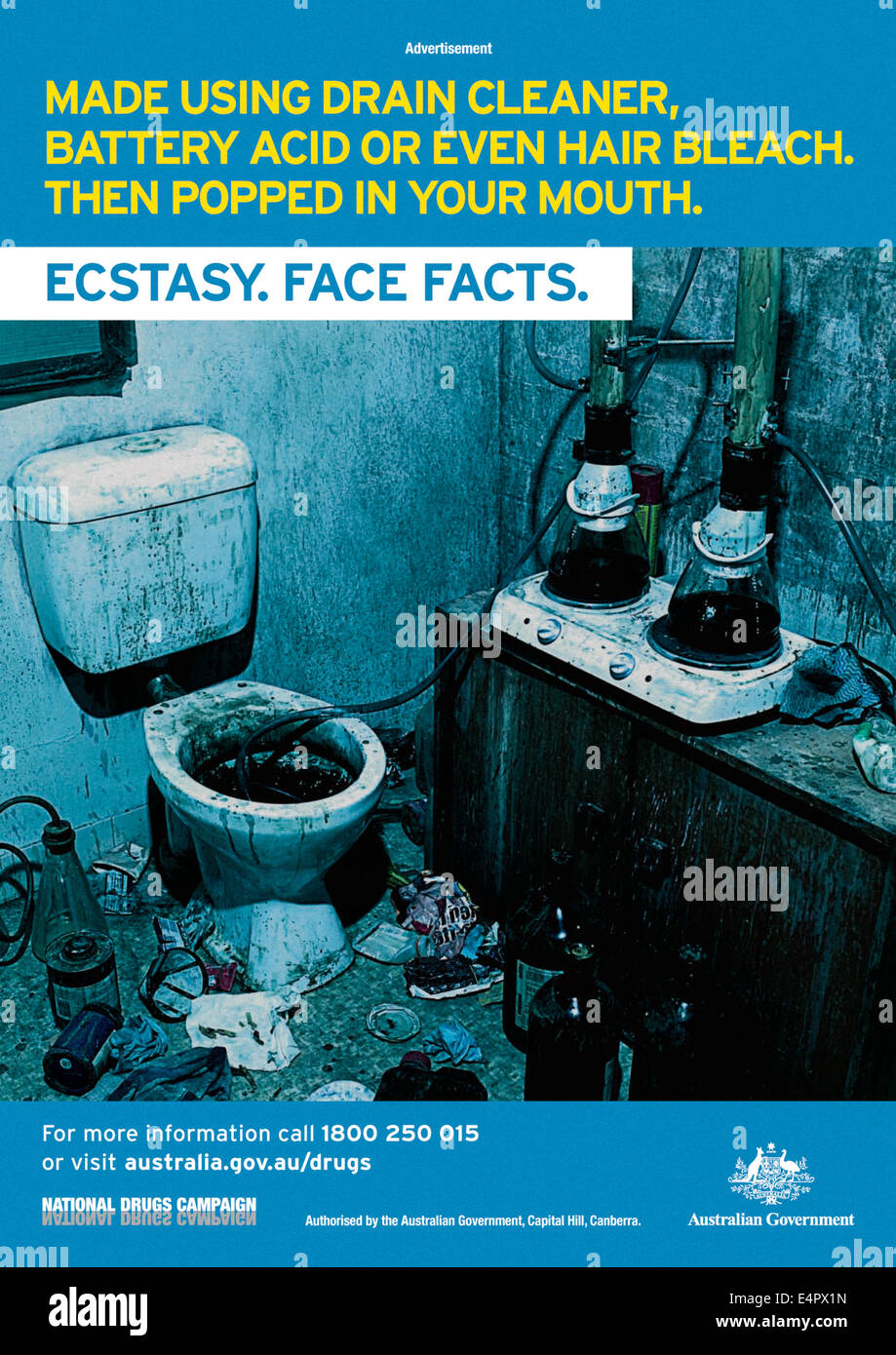 'Made utilizzando scaricare il detergente...' stampa annuncio, parte dell'Australian "Ecstasy, faccia fatti " campagna 2011. Foto Stock