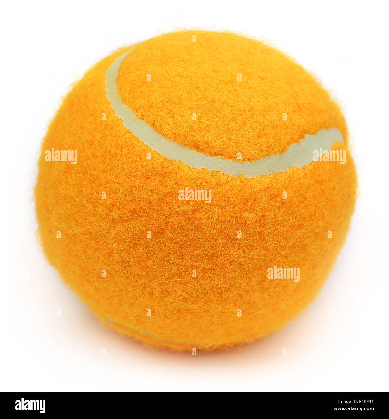 Palla da tennis su sfondo bianco Foto Stock