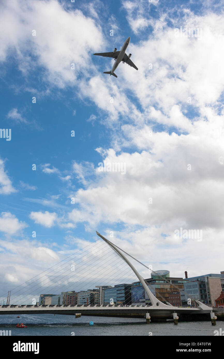 Dublino, Irlanda - sett 15: FlightFest su Samuel Beckett Bridge a Dublino in Irlanda il 15 Settembre 2013: questo fest è una mostra Foto Stock