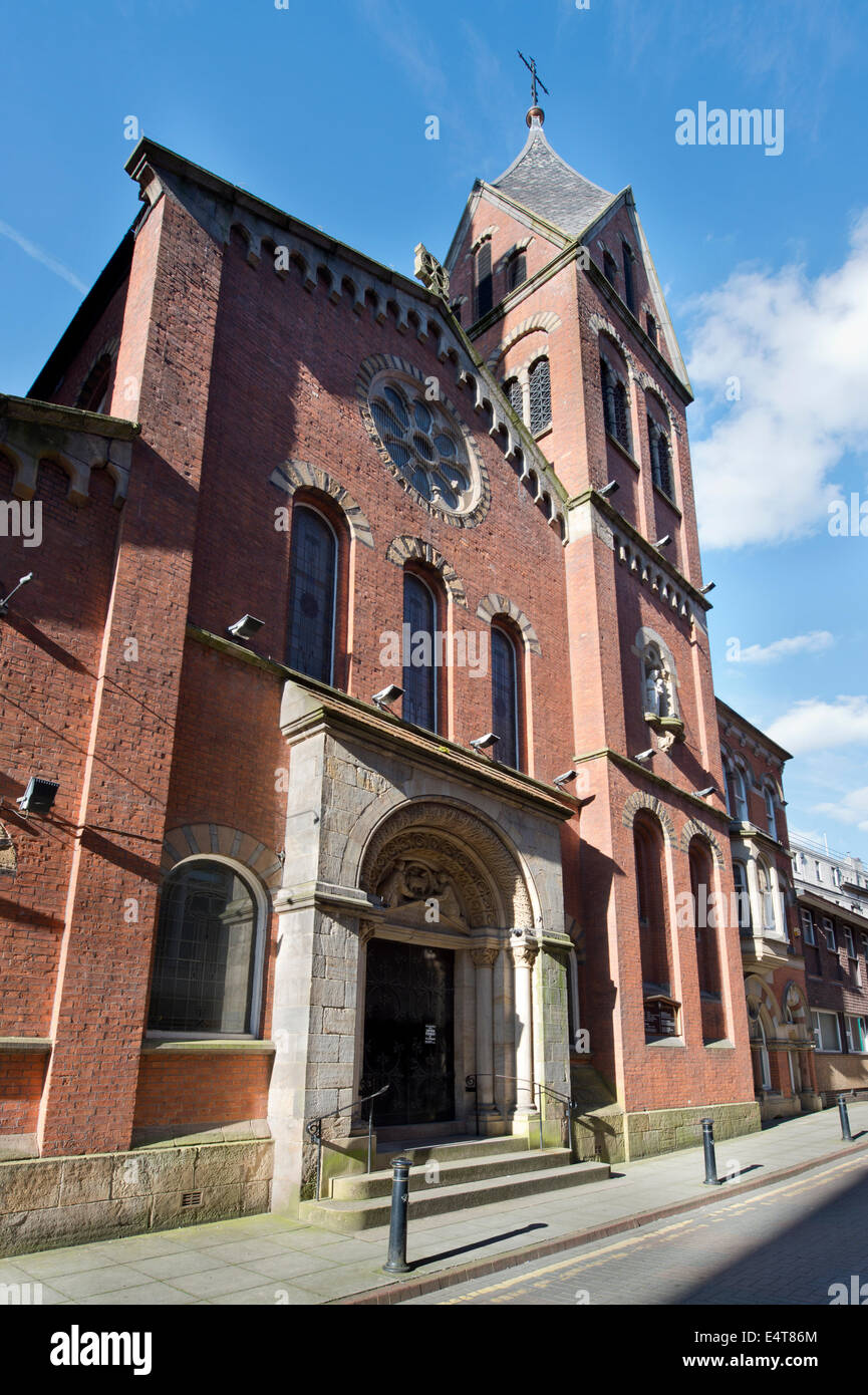 Santa Maria della cattolica Chiesa Madre di Greater Manchester, conosciuta anche come la perla nascosta. Foto Stock