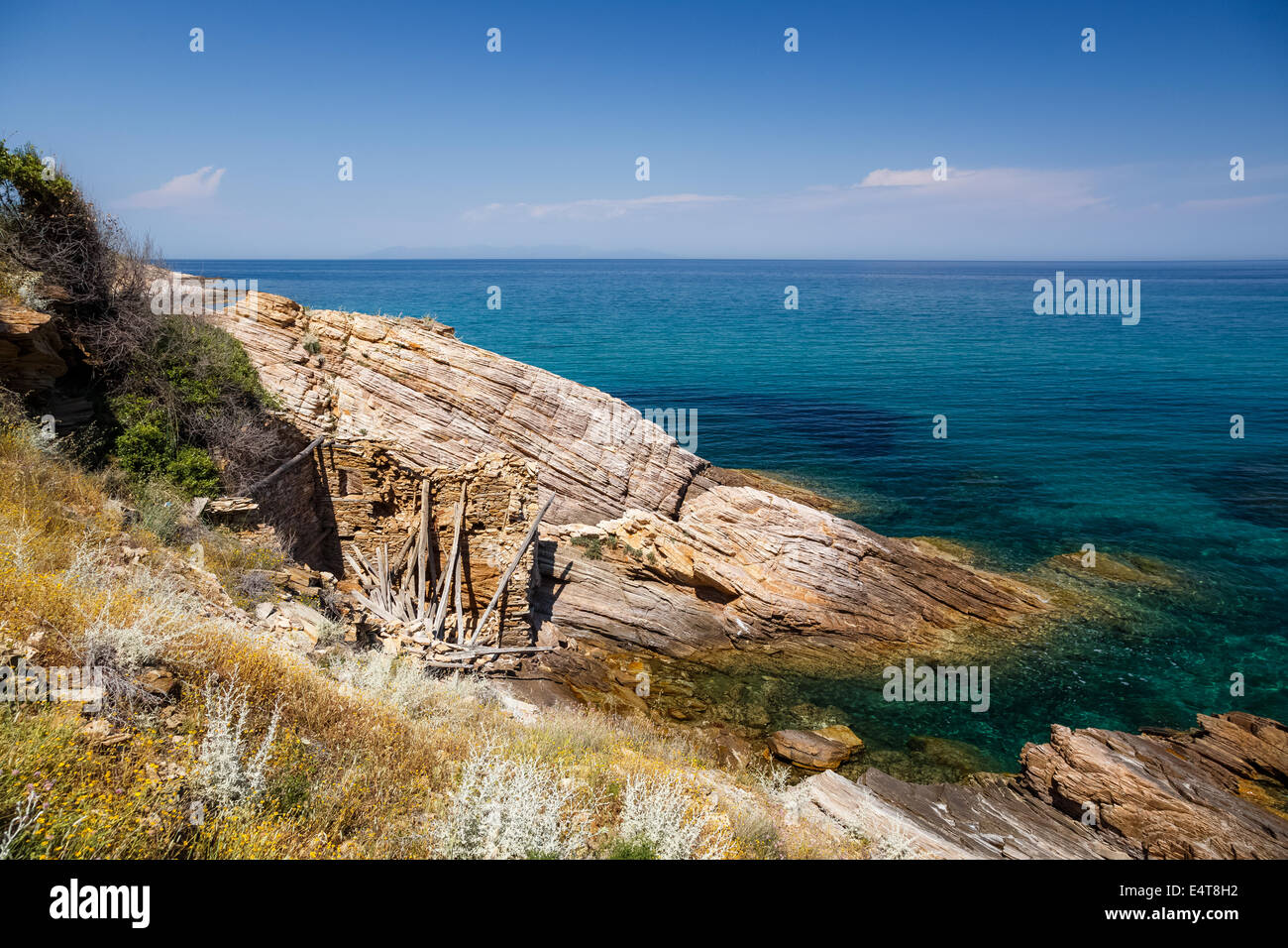 Belle acque cristalline del mare Calcidica sul santo monte Athos Foto Stock