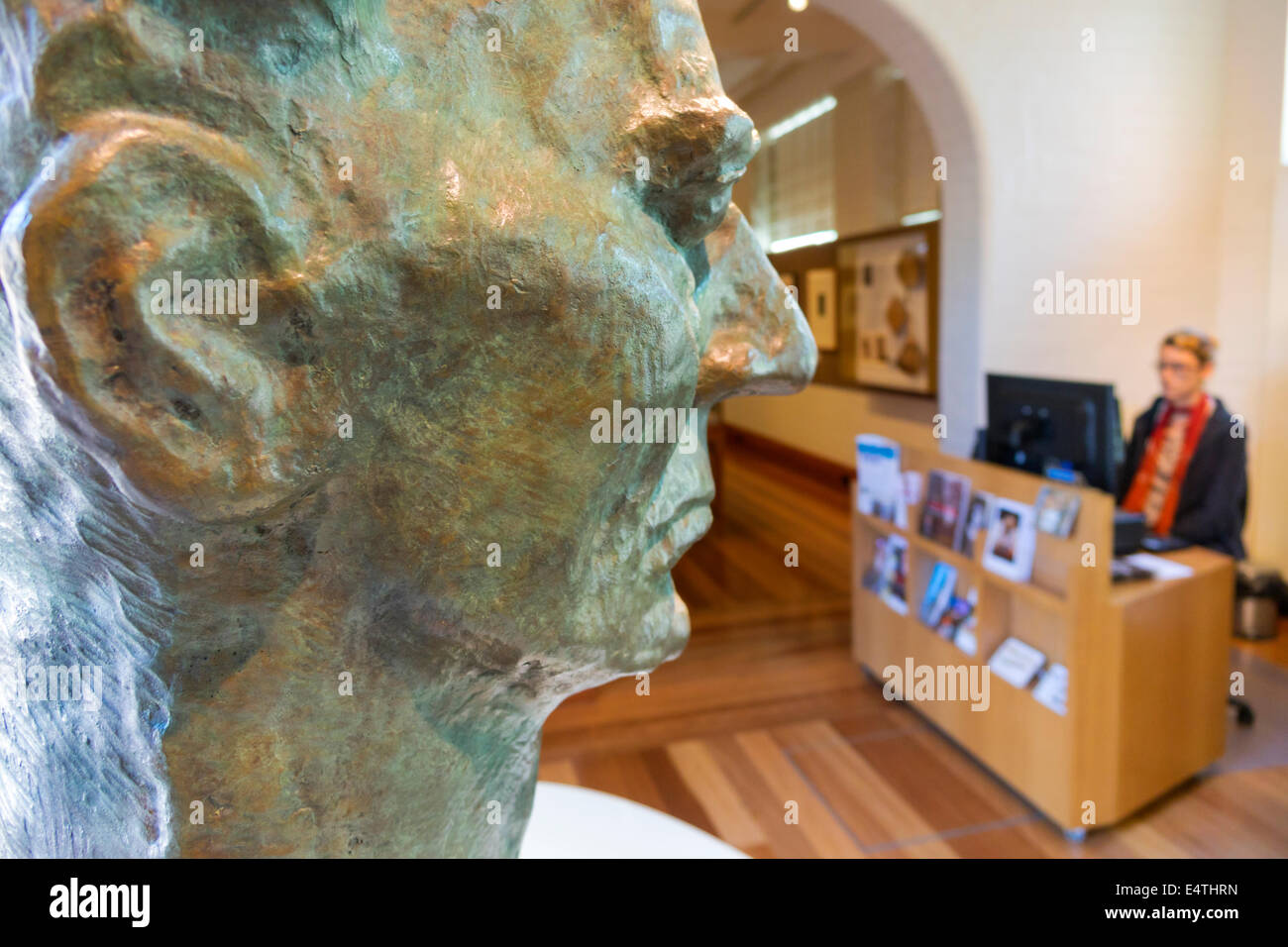 Melbourne Australia,Carlton,Parkville,University of Melbourne,campus,scuola,Museo Grainger,busto,Percy Aldridge Grainger,pianista concerto,compositore,AU14 Foto Stock