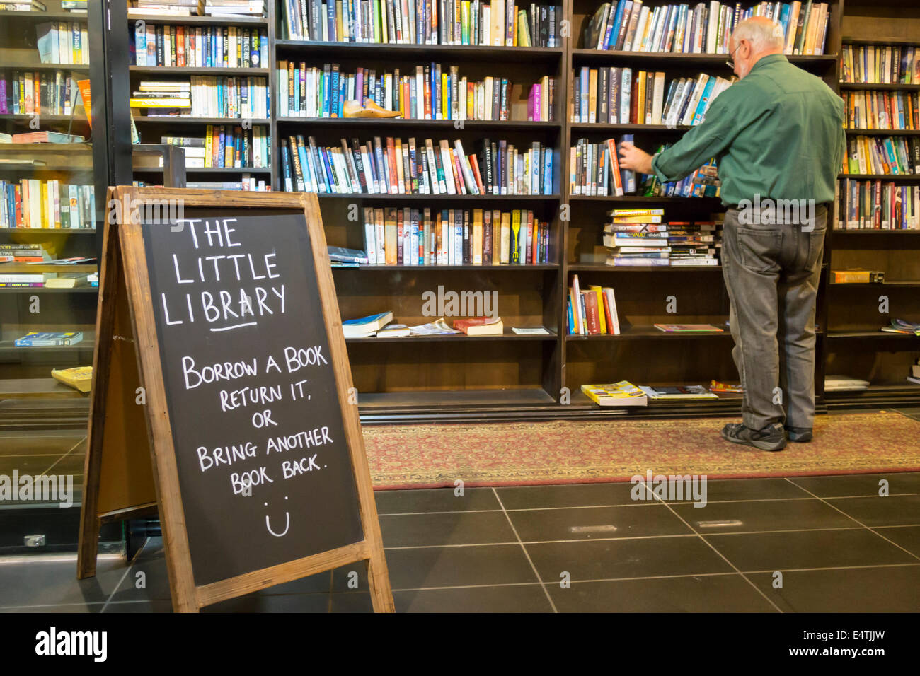 Melbourne Australia, Central Dome, centro, centro commerciale, The Little Library, Honor System, AU140319143 Foto Stock