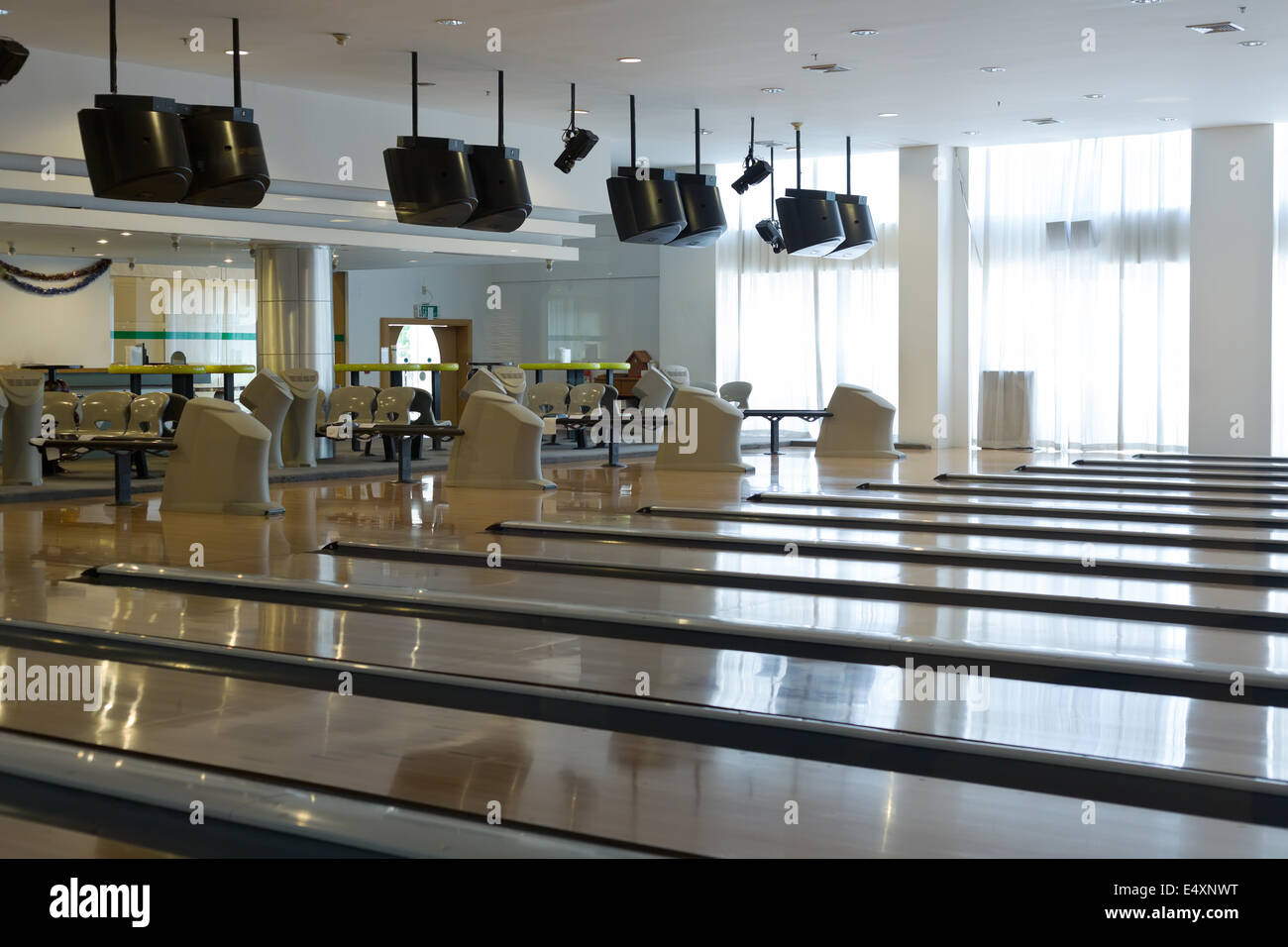 All'interno chiude del centro bowling Foto Stock