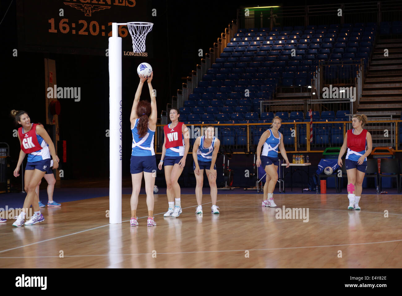 Scottish Exhibition and Conference Centre (SECC), Glasgow, Scozia, Regno Unito, giovedì, 17 luglio 2014. Team Scotland si allenerà nella sede del Commonwealth Games Netball Competition 2014 Foto Stock