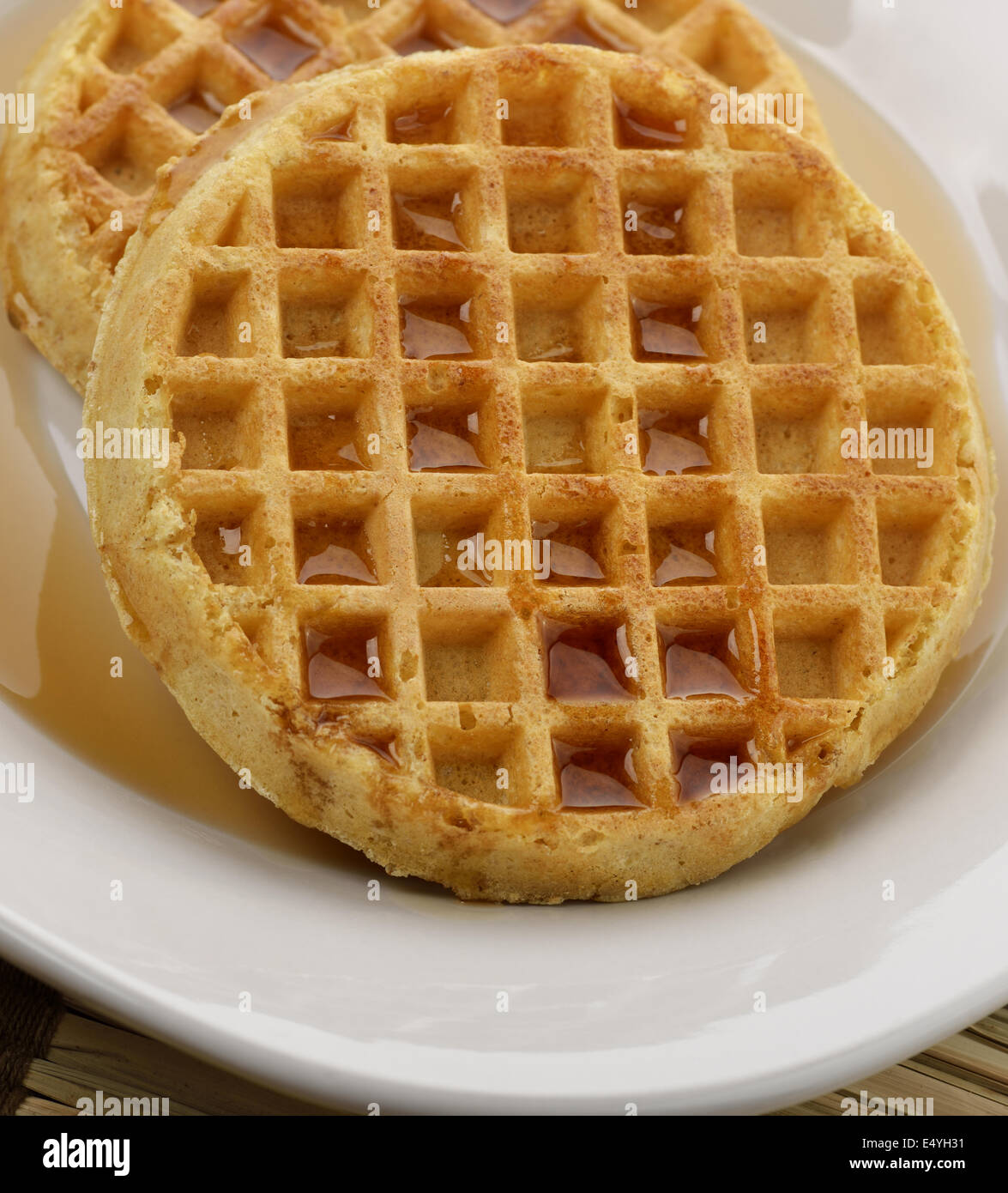 Frittelle con sciroppo d'acero Foto Stock