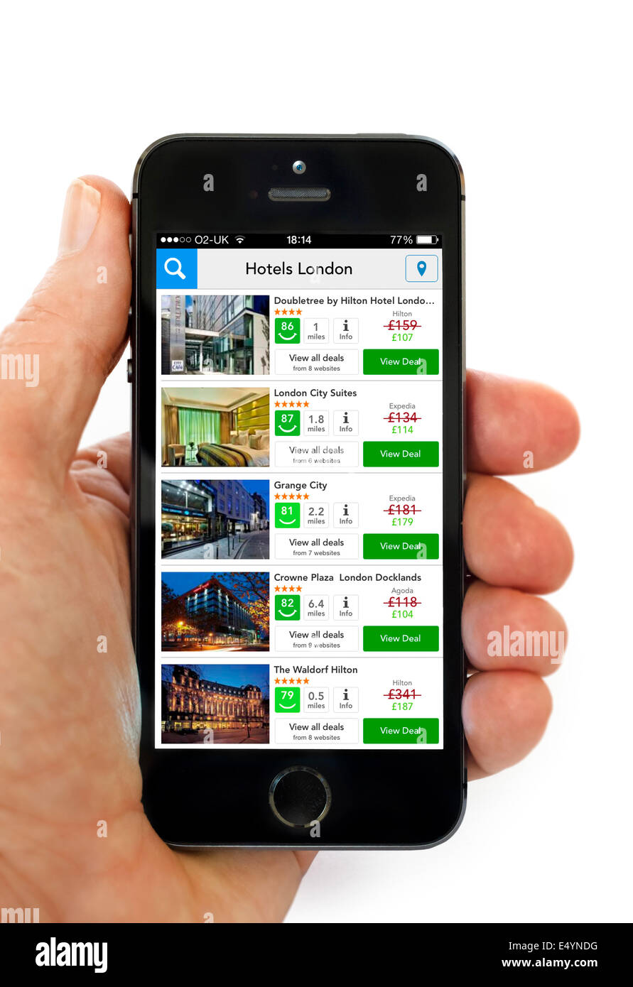 Trivago app, l'hotel strumento di confronto dei prezzi su un Apple iPhone 5S, REGNO UNITO Foto Stock