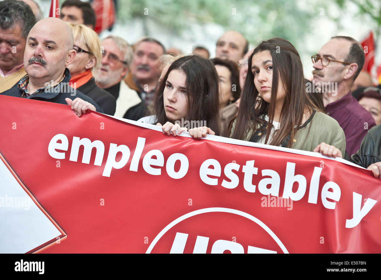 Il tradizionale Mayday marzo è in corso in Santander. Mayday marchi internazionali del lavoro ogni giorno 1 maggio in molte città aro Foto Stock