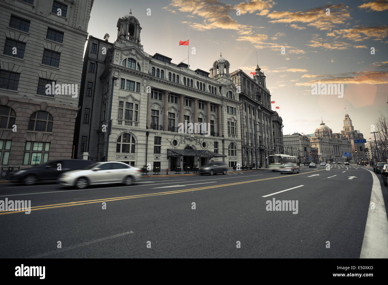 Shanghai il Bund al crepuscolo Foto Stock