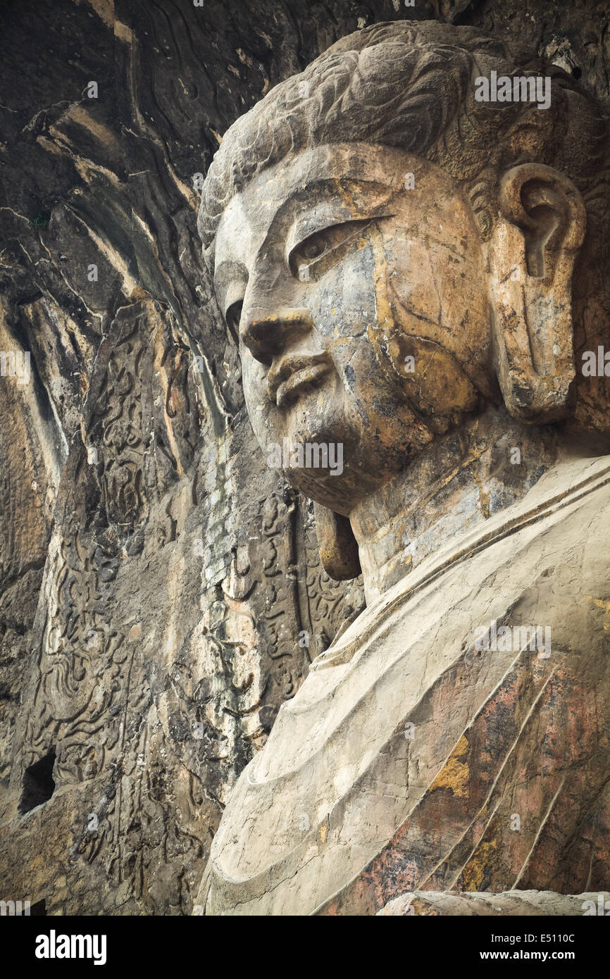 Locana buddha in le Grotte di Longmen Foto Stock