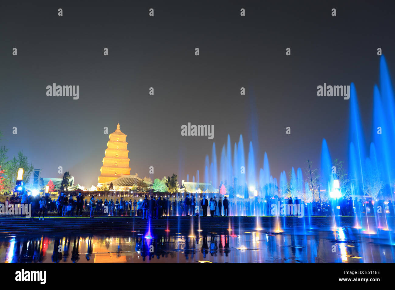 Bellissime fontane di notte a Xi'an Foto Stock