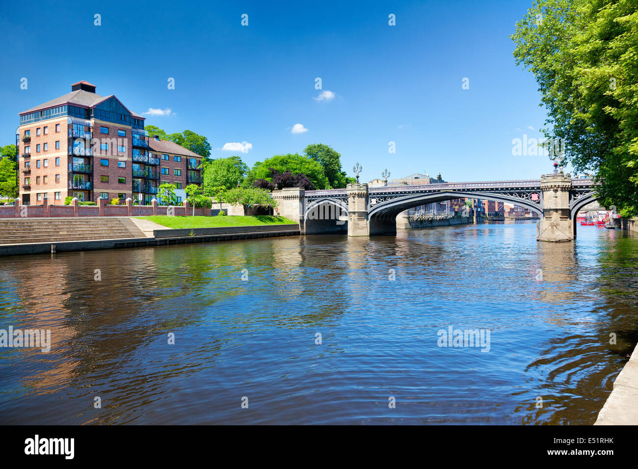 Fiume Outhe in York, una città in Inghilterra Foto Stock