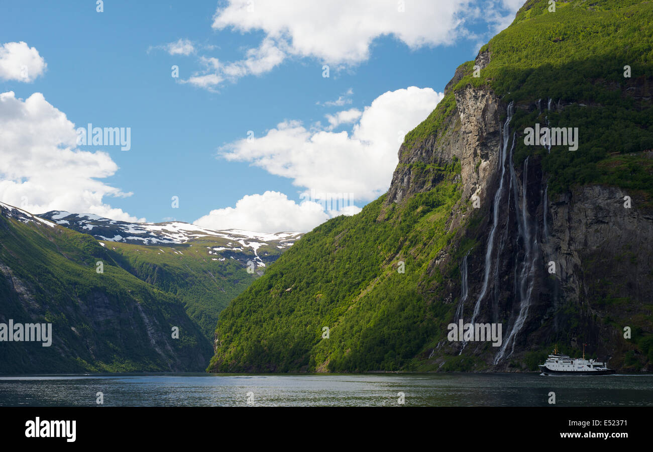 Sette sorella cascata GeirangerFjorden Norvegia Foto Stock