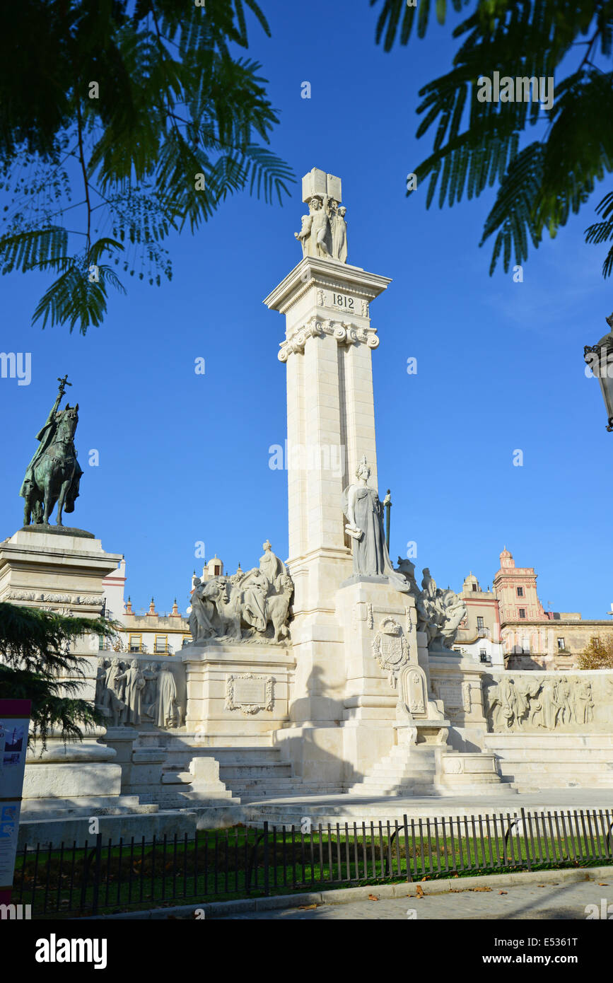 Monumento alla Costituzione del 1812, Plaza de Espana, Cádiz, Provincia di Cadice, Andalusia, il Regno di Spagna Foto Stock