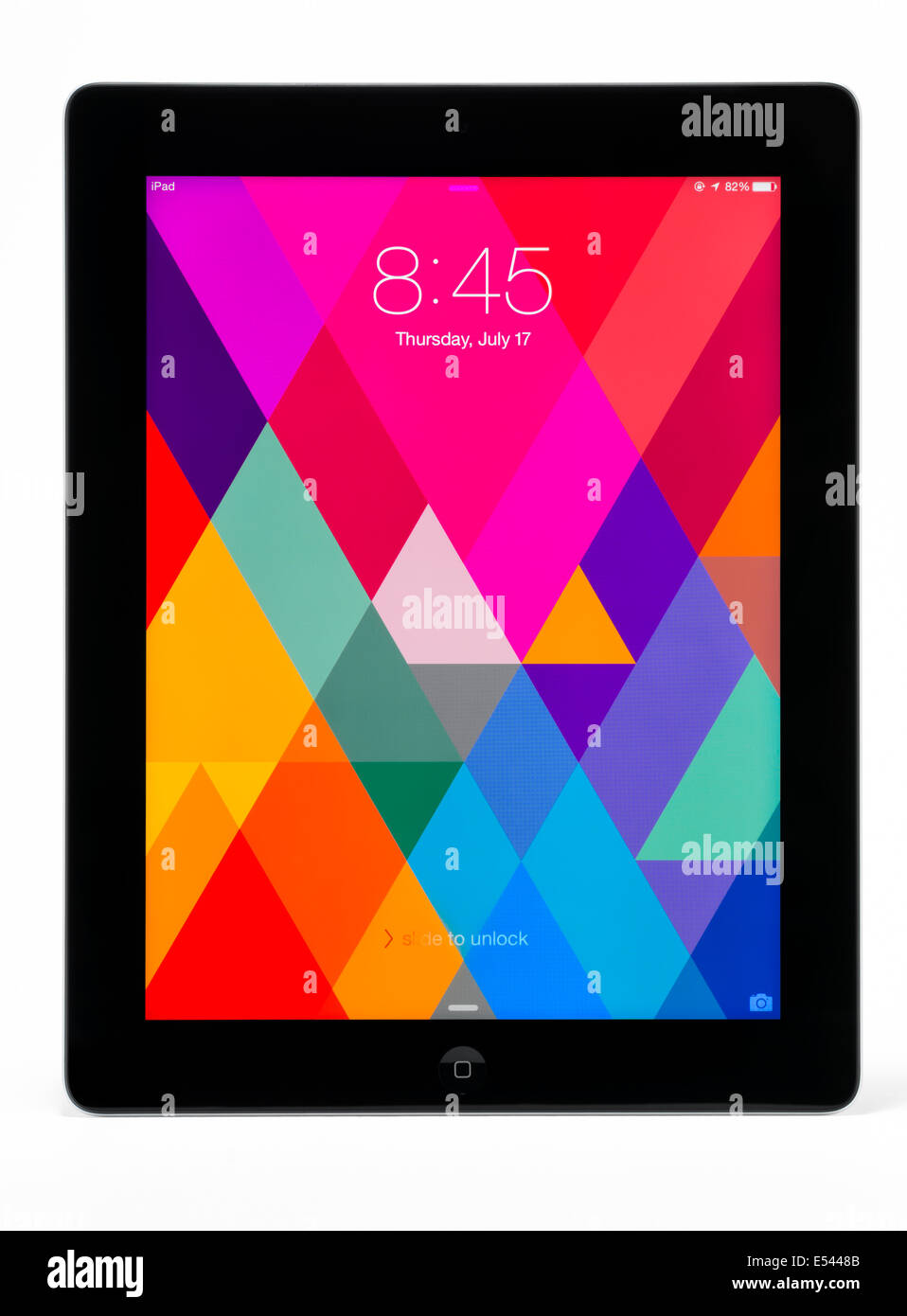 Manila, Filippine - Luglio 17, 2014: Apple Ipad di quarta generazione (Display Retina) con con iOS 7. iOS 7 nuova operazione dal sistema Foto Stock