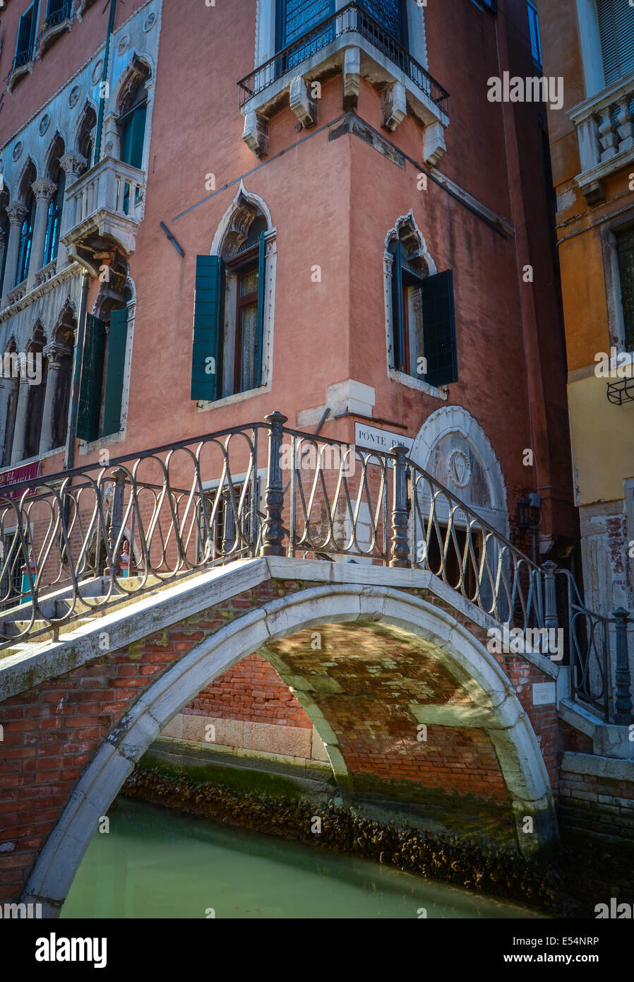Venezia Canal Bridge Foto Stock
