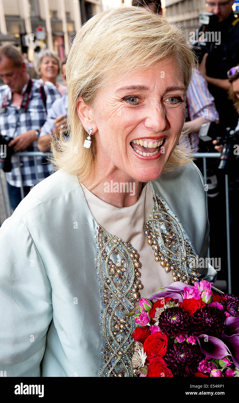 La principessa Astrid del Belgio partecipa a un concerto presso il Bozar, il Centro per le arti figurative, la sera prima della festa nazionale, a Bruxelles il 20 luglio 2014 foto: Albert Nieboer-Royal premere l'Europa Foto Stock