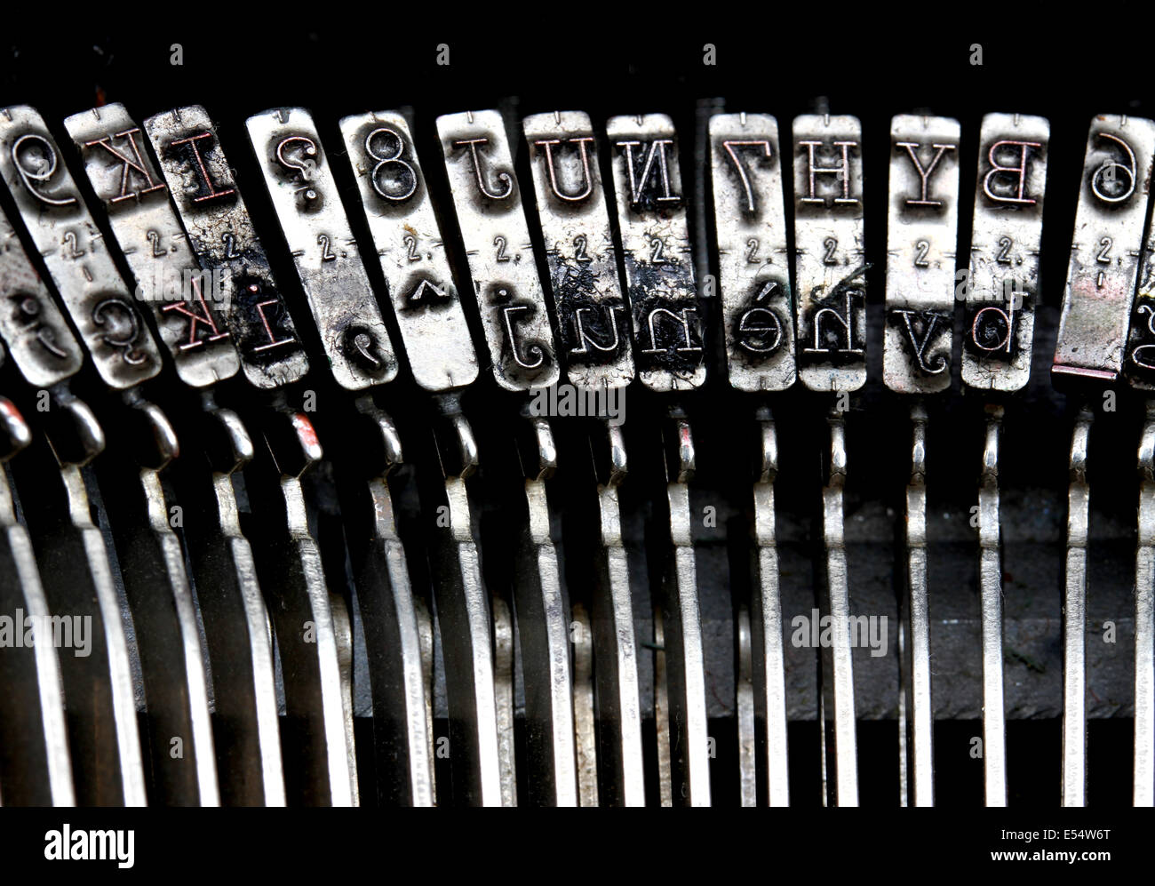 Molto dettagliata determinate lettere di una vecchia macchina da scrivere macchiato di inchiostro Foto Stock