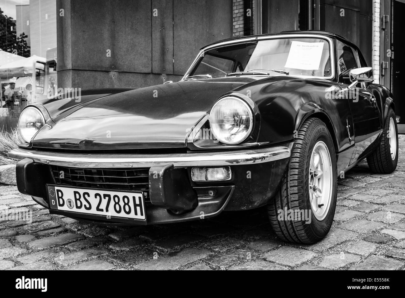 Berlino, Germania - 17 Maggio 2014: sport coupe Triumph Spitfire Mark IV. In bianco e nero. Ventisettesimo giorno Oldtimer Berlin - Brandenburg Foto Stock