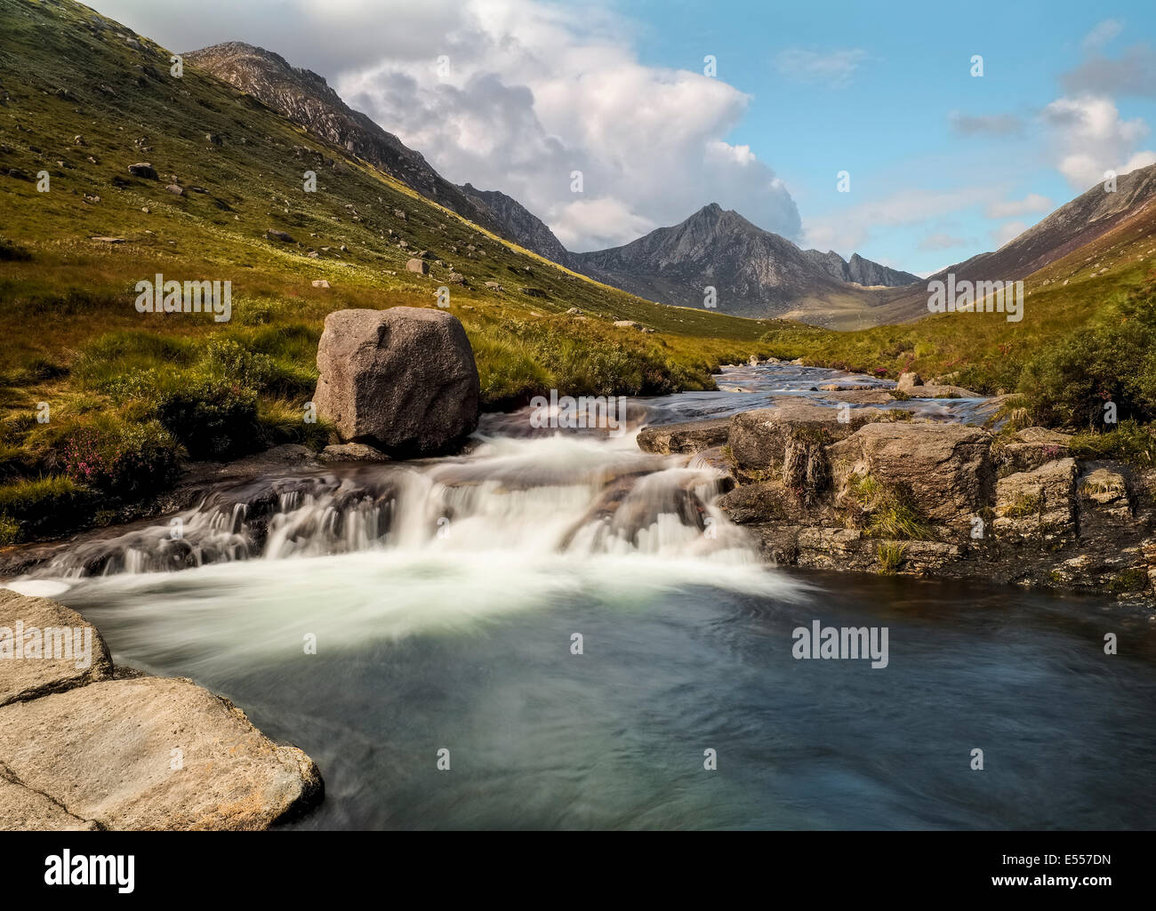 La piscina blu in Glen Rosa, Arran. Foto Stock