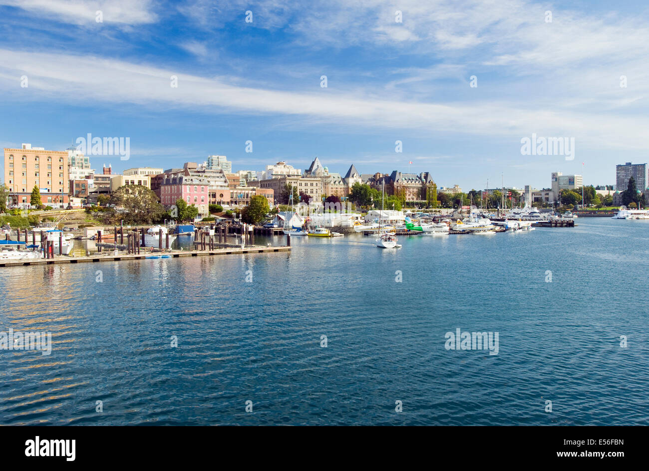 Lungomare di Victoria. Immagine presa dal traghetto in direzione di Port Angeles nello Stato di Washington Foto Stock