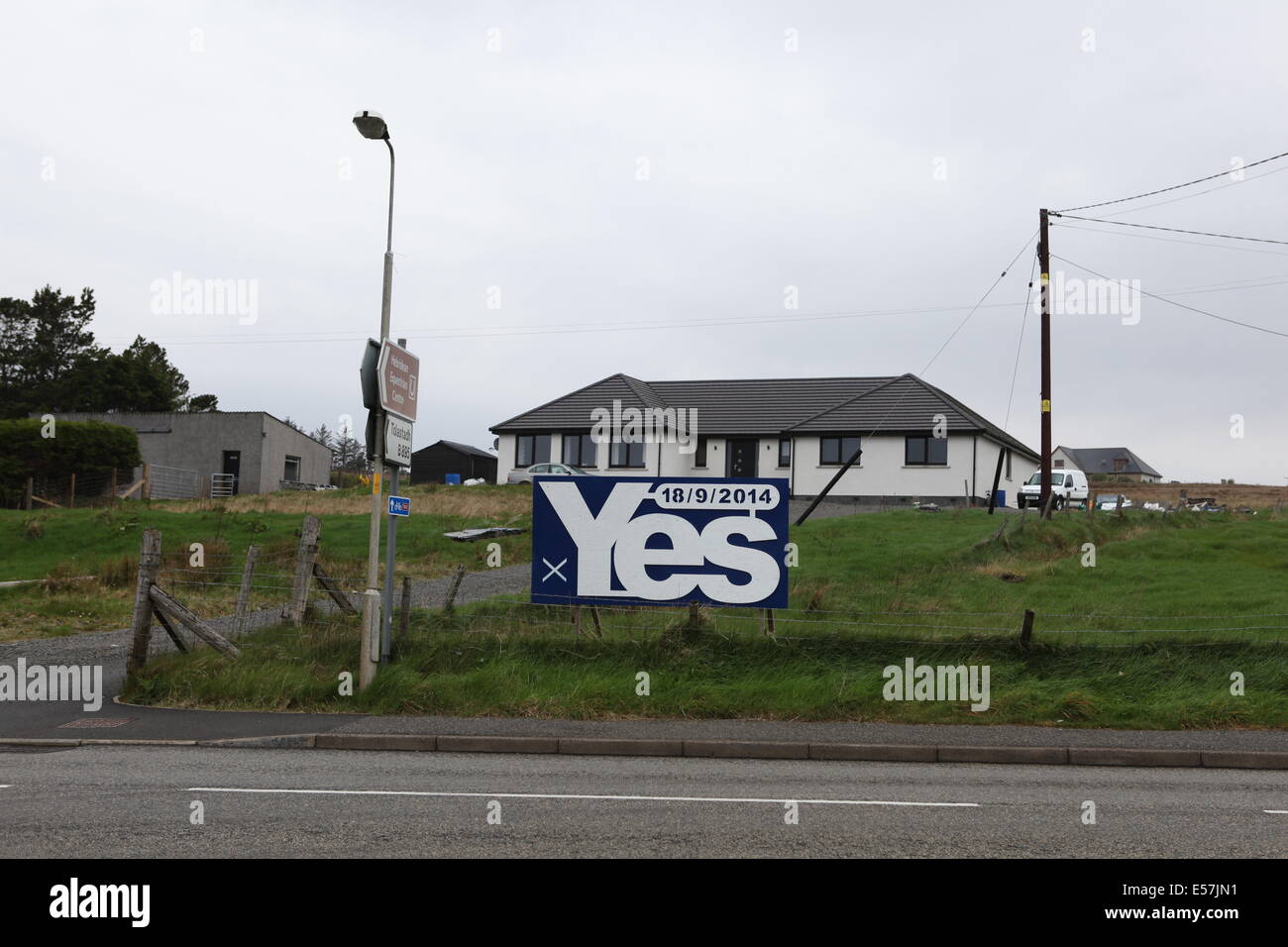 Sì segno durante il Referendum scozzese campagna Foto Stock