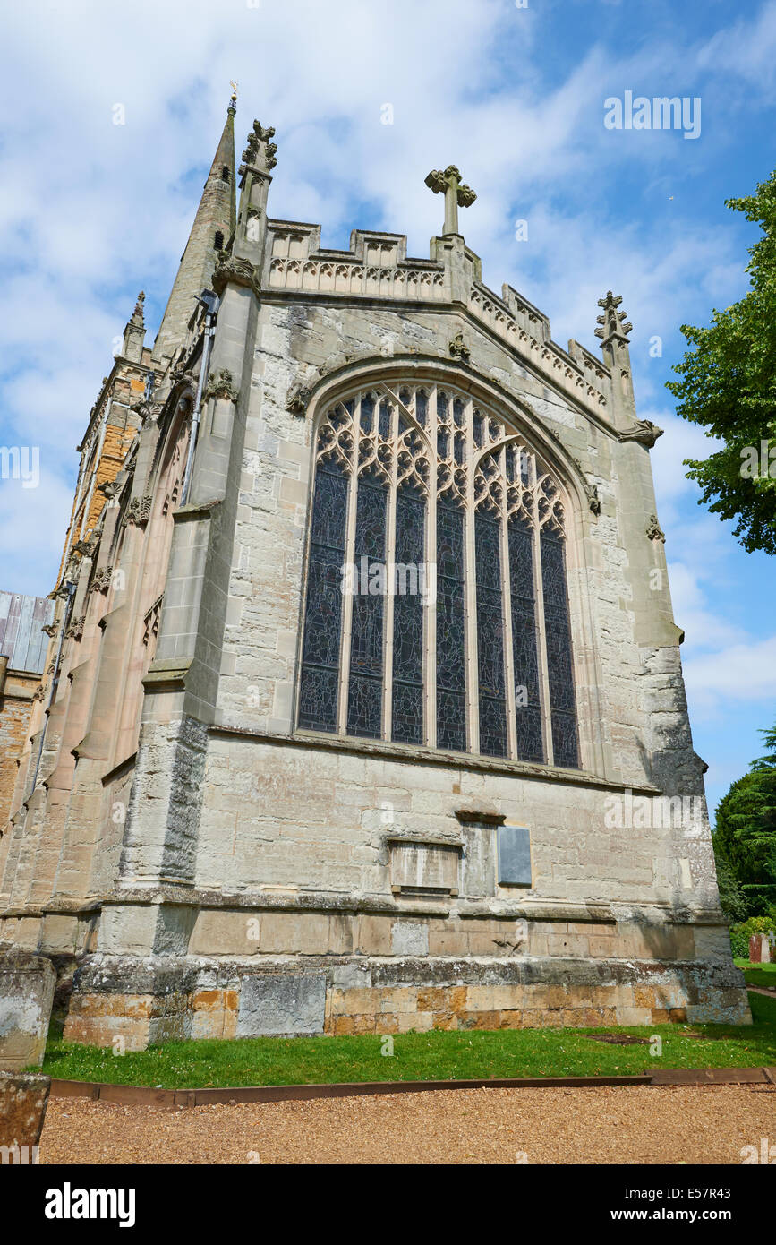 Trinità santa chiesa parrocchiale in cui William Shakespeare adorato & è sepolta Stratford-Upon-Avon Warwickshire, Regno Unito Foto Stock