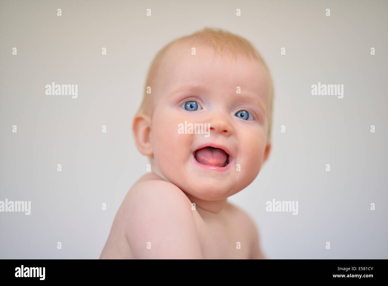 Baby, 6 mesi, ritratto Foto Stock