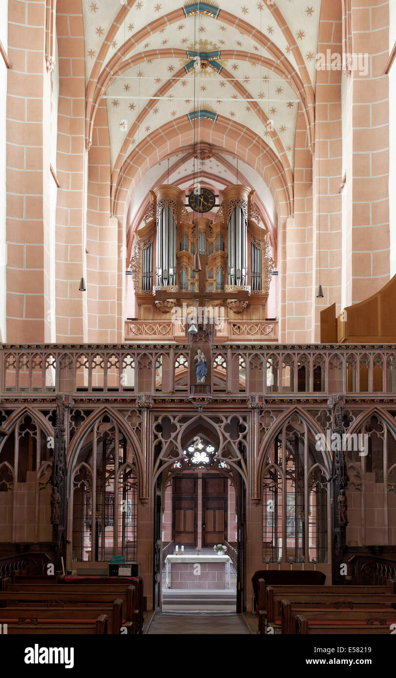 Navata gotica con schermo di coro, la Chiesa di Nostra Signora, Oberwesel, Renania-Palatinato, Germania Foto Stock