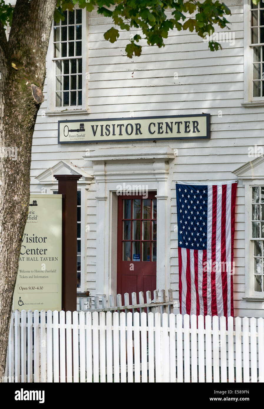 A Deerfield storica del centro visitatori, Deerfield, Massachusetts, STATI UNITI D'AMERICA Foto Stock
