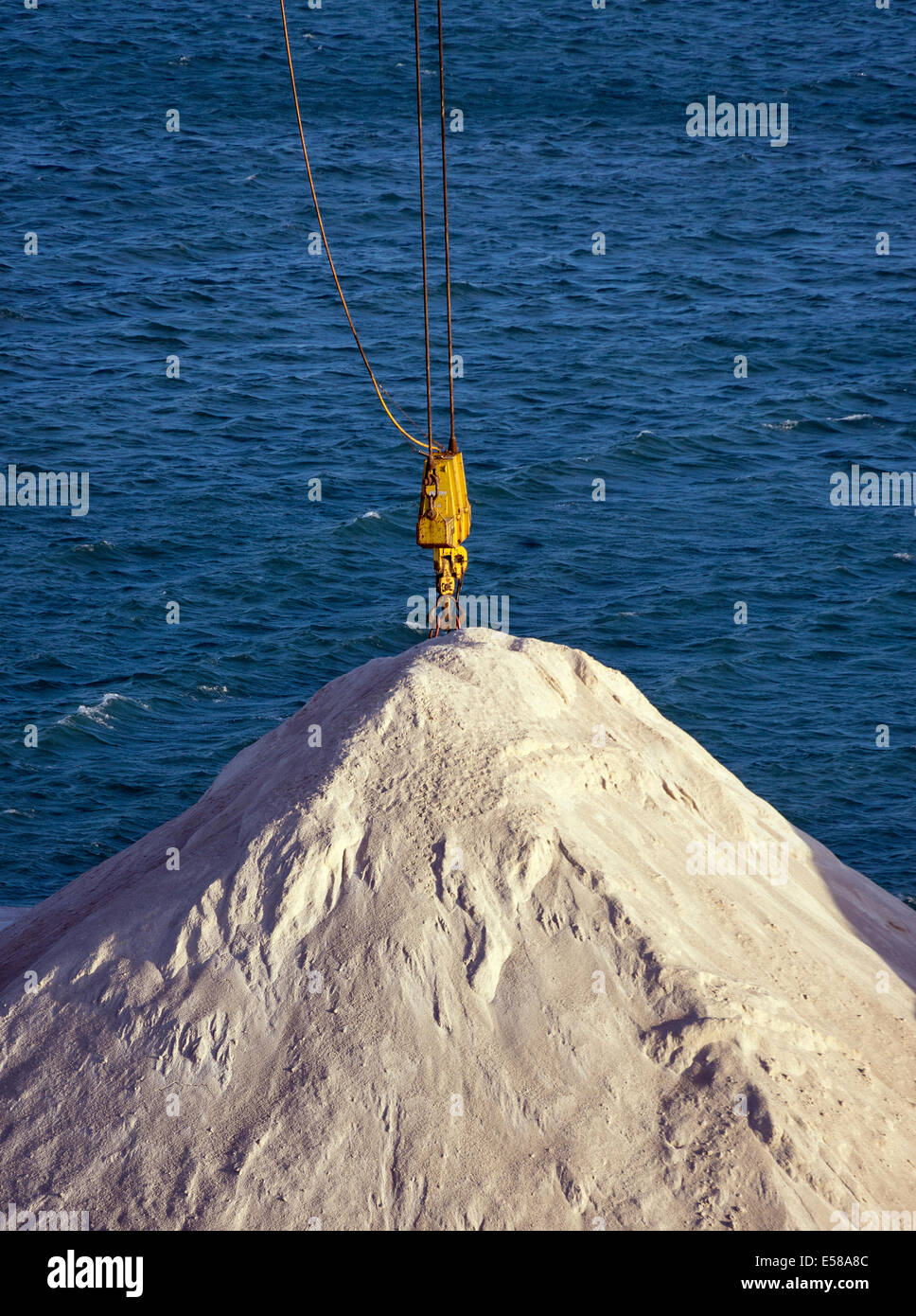 Gran mucchio di sale marino, Livorno, Italia Foto Stock