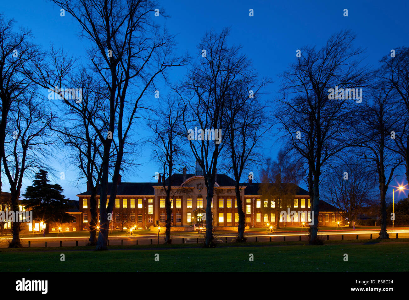 Newton la costruzione della Università di Northampton. Il Newton edificio è un ex-Grade II Listed middle school che è stato Foto Stock