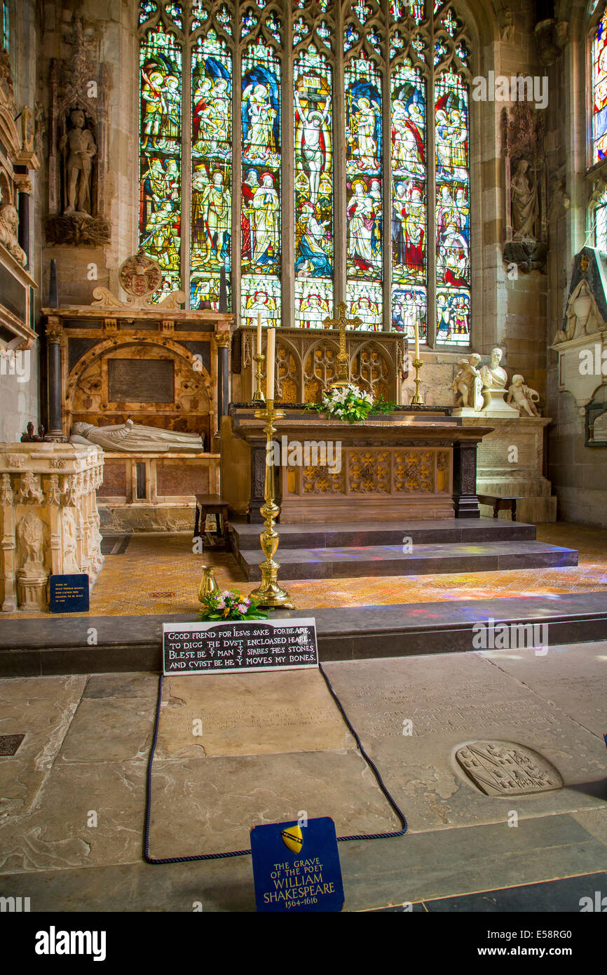 Tombe di William Shakespeare nella chiesa della Santissima Trinità, Stratford Upon Avon, Warwickshire, Inghilterra Foto Stock