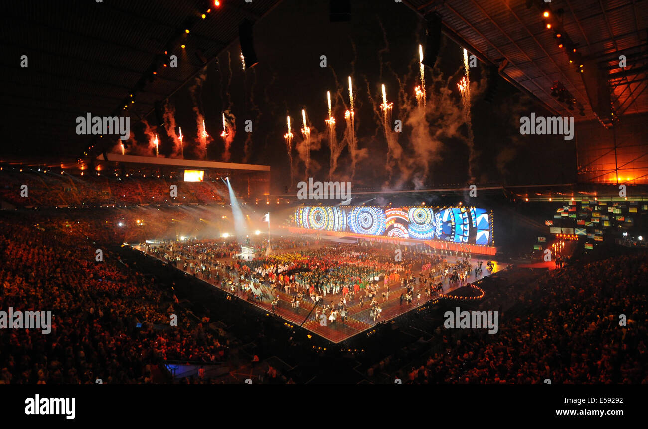 Fuochi d'artificio cerimonia di apertura dei Giochi del Commonwealth di GLASG 2014 Celtic Park GLASGOW Scozia 23 Luglio 2014 Foto Stock