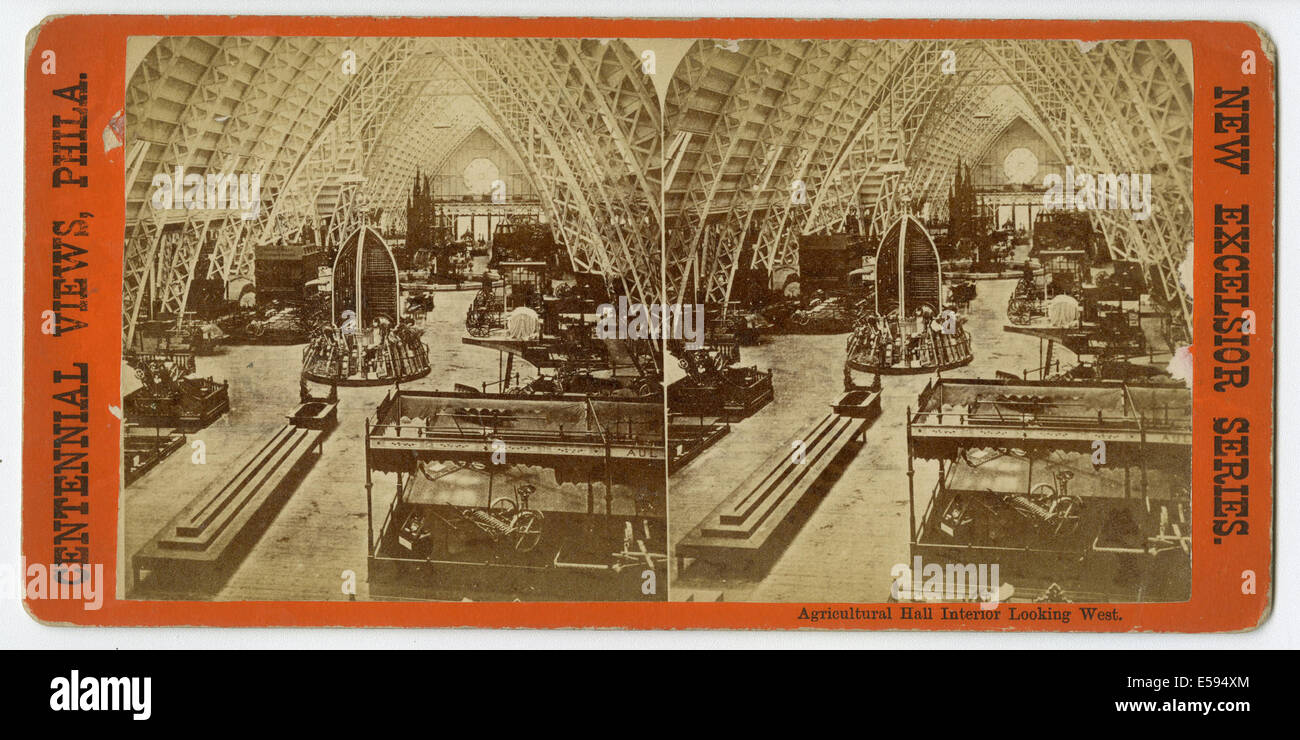 Vista dall'interno della sala agricola durante la Centennial Exhibition, guardando verso ovest attraverso lo spazio espositivo. Foto Stock