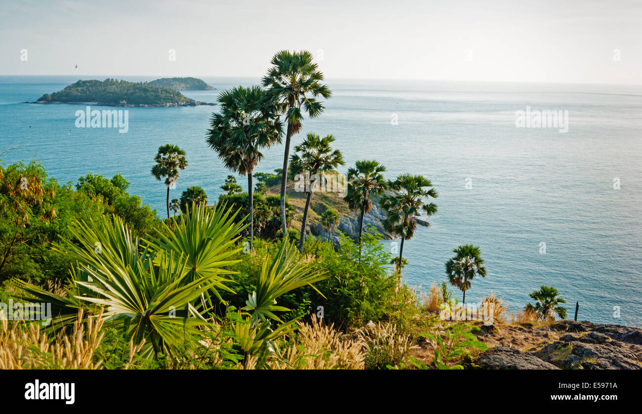 Vista sul Mare delle Andamane dal punto di visualizzazione, Phuket , a sud della Thailandia. Foto Stock