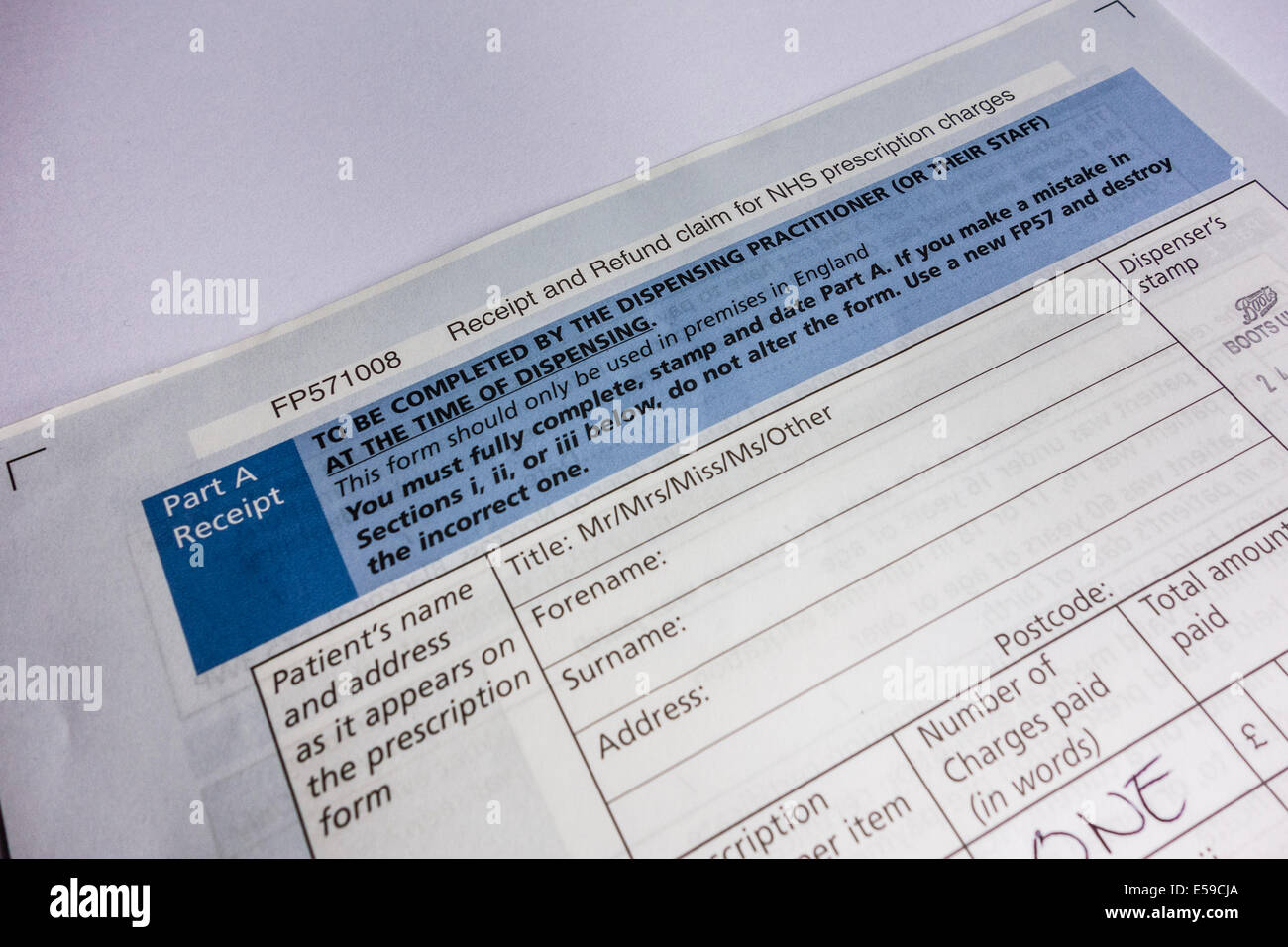 Il ricevimento e la richiesta di rimborso per la prescrizione di NHS oneri sotto forma di carta, REGNO UNITO Foto Stock