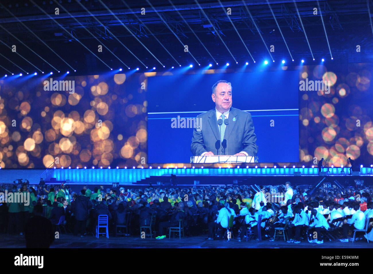 Glasgow, Scotland, Regno Unito. 23 Luglio, 2014. Alex indirizzamento di salmone Cerimonia di Apertura dei XX Giochi del Commonwealth in Celtic Park Stadium, Glasgow. Alexander Elliot Anderson Salmond è un uomo politico scozzese e attuale Primo ministro di Scozia. Credito: Michael Preston/Alamy Live News Foto Stock