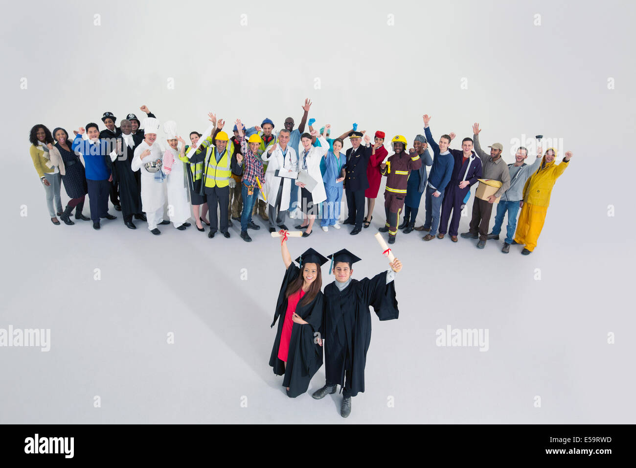 Forza lavoro il tifo dietro certi laureati Foto Stock