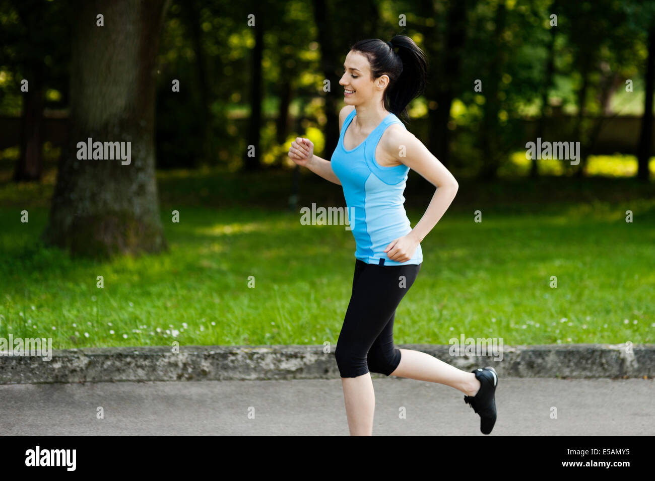 Active donna jogging, Debica, Polonia Foto Stock