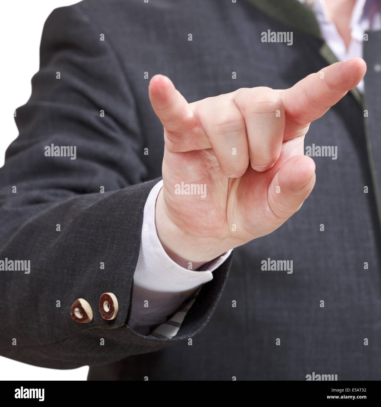 Imprenditore mostra le corna dita segno close up - mano gesto isolato su sfondo bianco Foto Stock