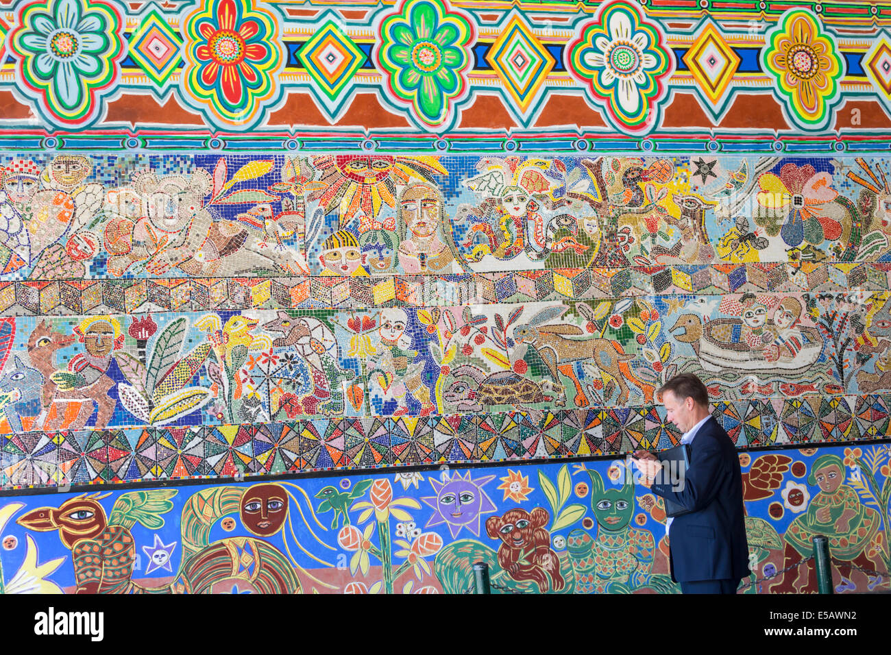 Mosaico murale immagini e fotografie stock ad alta risoluzione - Alamy