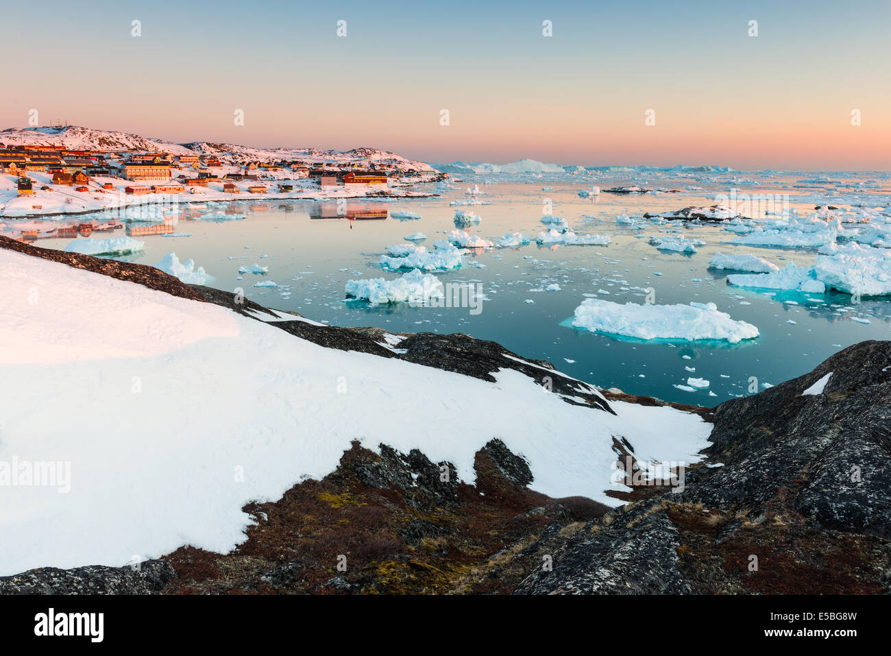 Tramonto a Ilulissat, Nord Groenlandia Foto Stock