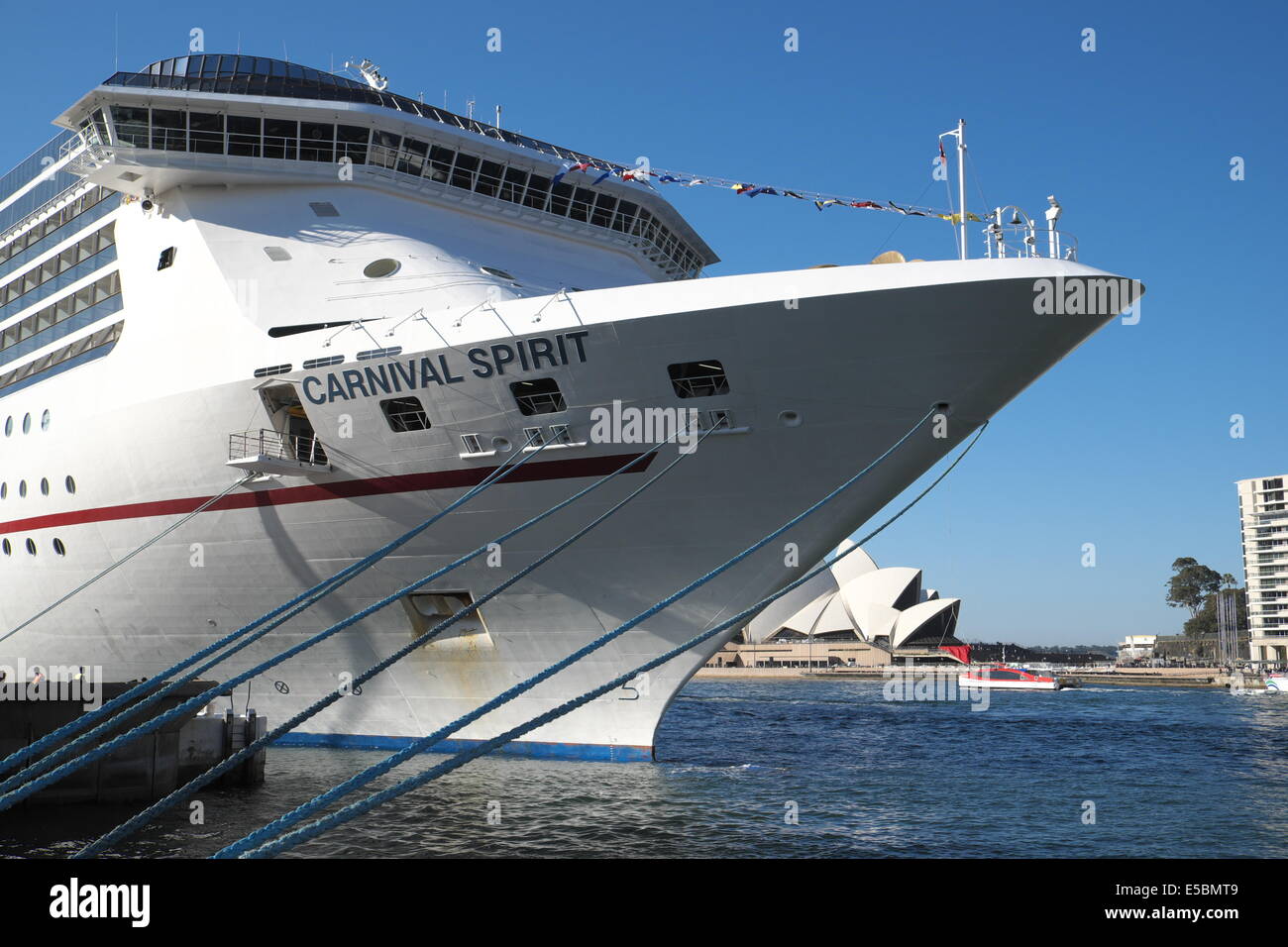 Crociera nave, spirito di carnevale, in visita a Sydney e ormeggiato a Circular Quay di Sydney, Australia Foto Stock
