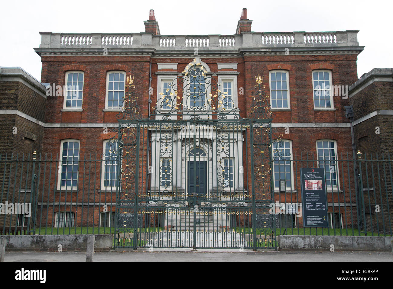 Vista frontale del Rangers House di Greenwich. Home della Wernher Collection, Foto Stock