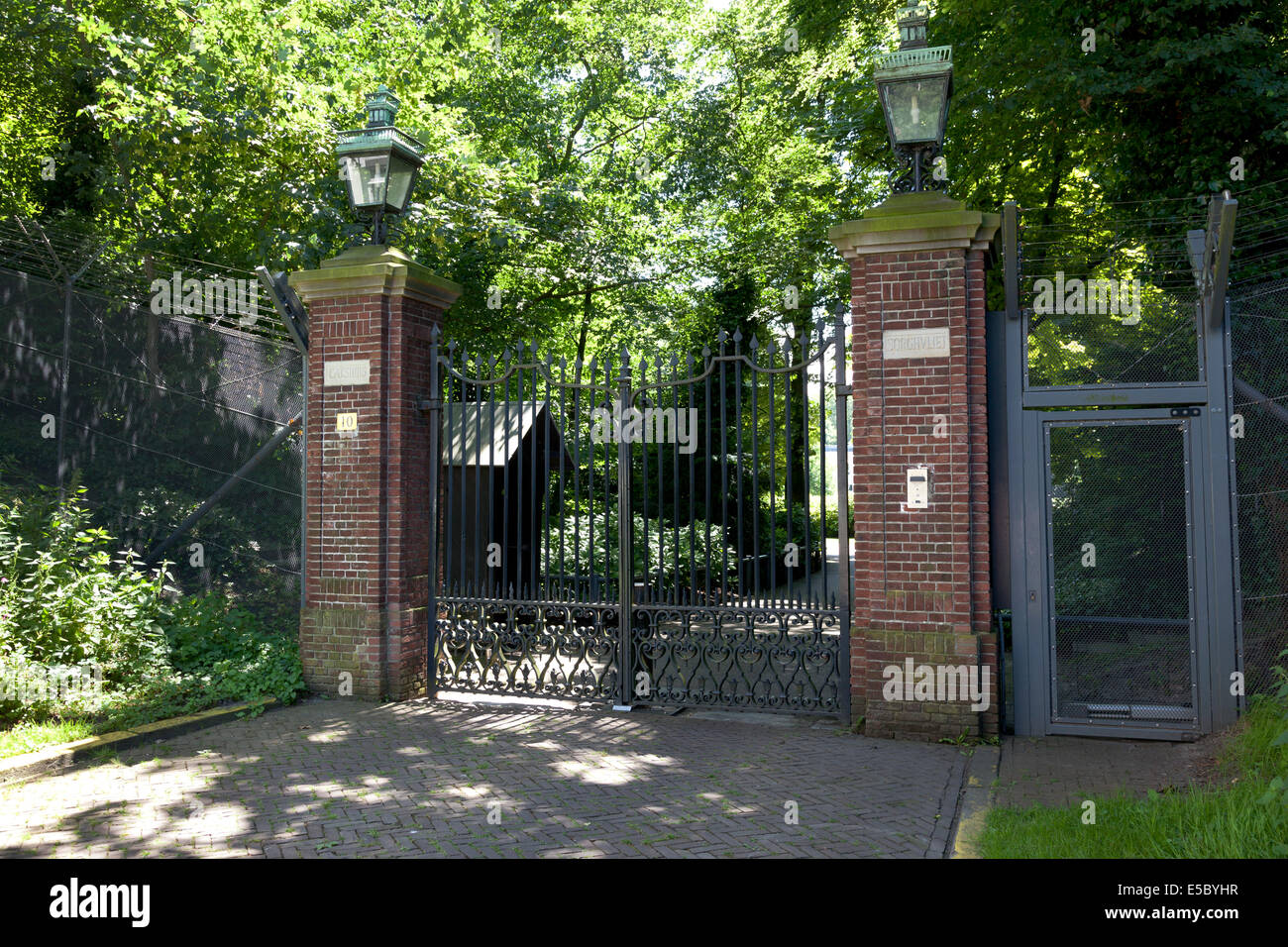 Cancello di ingresso alla Catshuis a L'Aia, Olanda Foto Stock